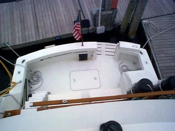 Slide: The Image of Hatteras Cockpit Motoryacht 1988 - 4