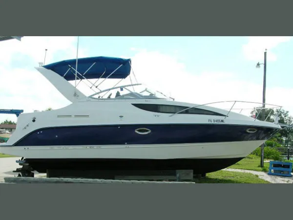 Slide: The Image of Bayliner 285 2004 - 0