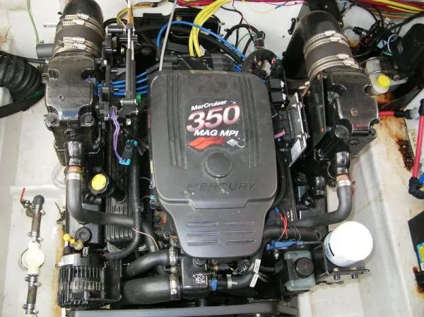 Slide: The Image of Bayliner 285 2004 - 10