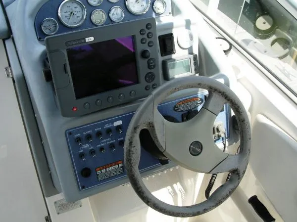 Slide: The Image of Bayliner 285 2004 - 9