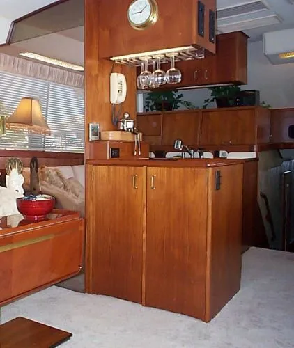 Slide: The Image of Ocean Yachts 55 Convertible Super Sport 1990 - 2