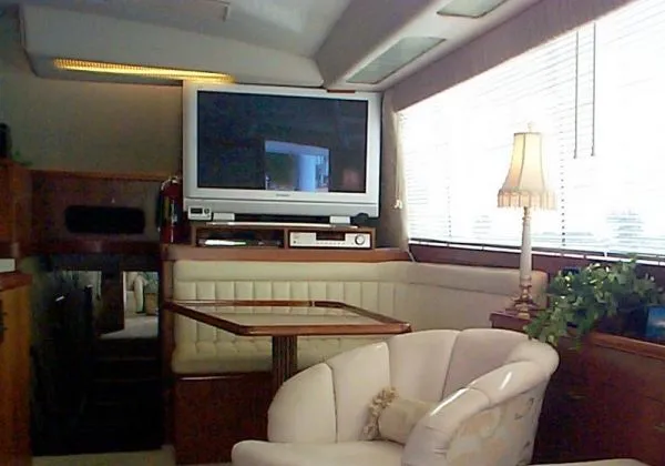 Slide: The Image of Ocean Yachts 55 Convertible Super Sport 1990 - 5