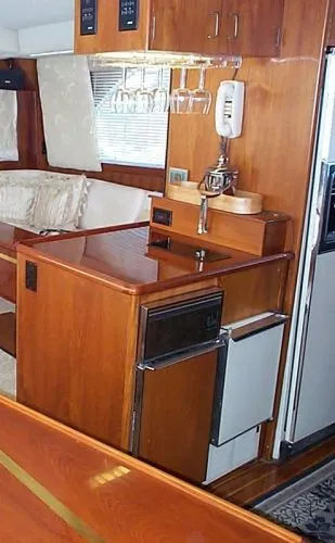 Slide: The Image of Ocean Yachts 55 Convertible Super Sport 1990 - 6