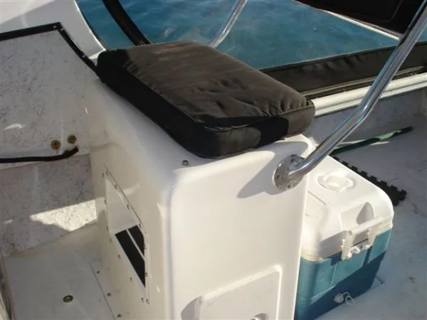 Slide: The Image of SABALO *32 Pilothouse* 2000 - 5