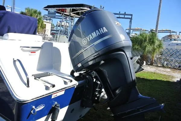 Slide: The Image of Sea Hunt 22 Triton CC 2012 - 10