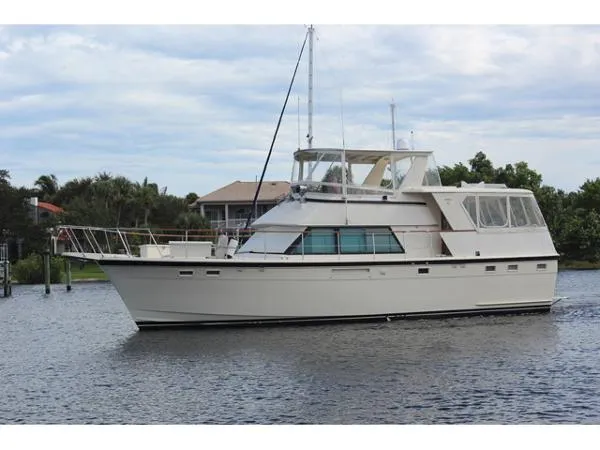 Slide: The Image of Hatteras Aft Cabin 1981 - 0