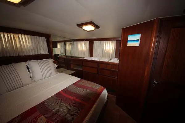 Slide: The Image of Hatteras Aft Cabin 1981 - 8