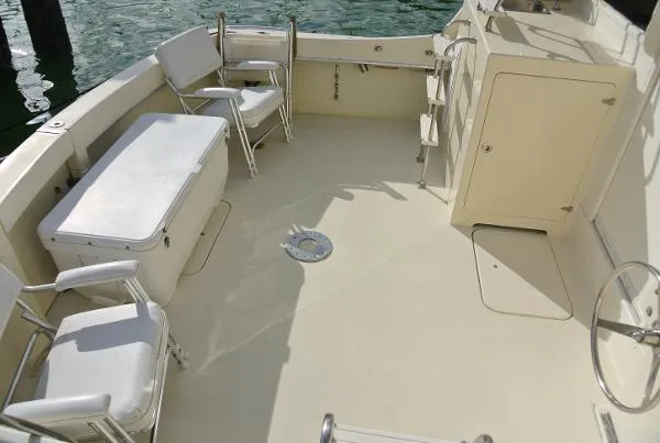 Slide: The Image of Hatteras Flybridge Convertible 1977 - 3
