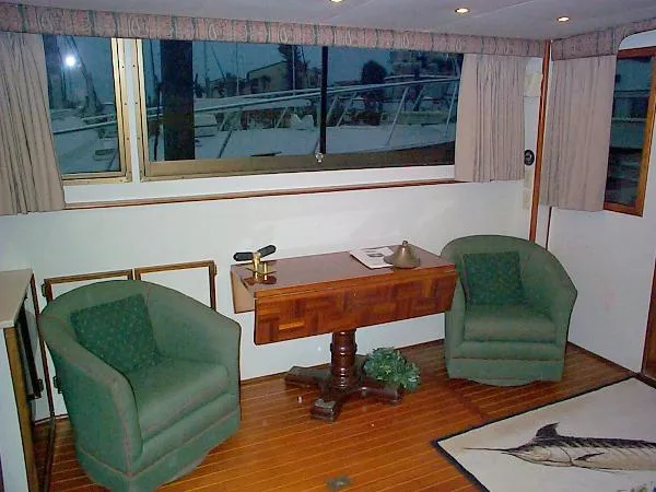 Slide: The Image of Hatteras Flybridge Convertible 1977 - 7