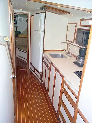 Slide: The Image of Hatteras Flybridge Convertible 1977 - 9