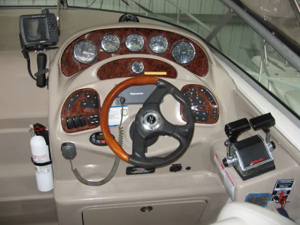 Slide: The Image of Sea Ray 280 Sundancer 2005 - 7