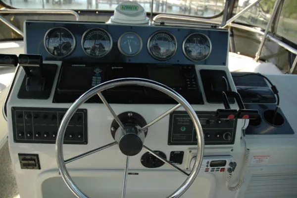 Slide: The Image of Silverton 37 Convertible 1993 - 8