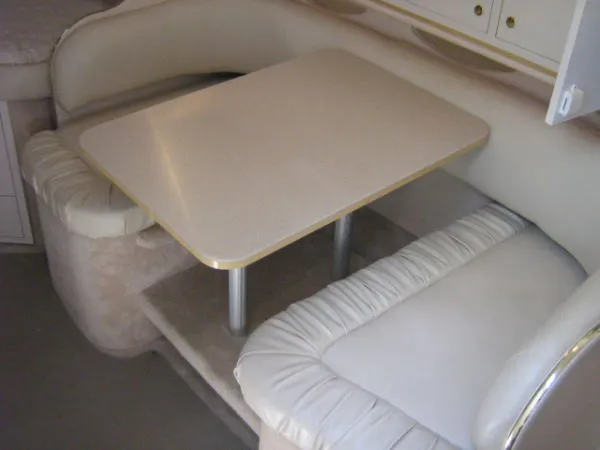 Slide: The Image of Sea Ray *310 Sundancer* 2000 - 4