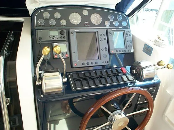 Slide: The Image of Tiara 3500 Open 2004 - 7
