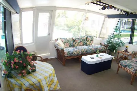 Slide: The Image of Viking Cockpit Motor Yacht 1995 - 10