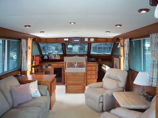 Slide: The Image of Hatteras LRC Yachtfish 1979 - 4