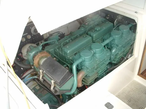 Slide: The Image of Blackfin *Convertible* 1997 - 3