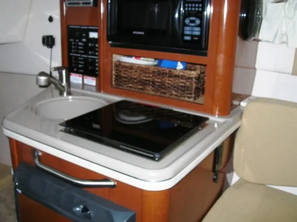 Slide: The Image of Sea Ray *240 Sundancer* 2008 - 2