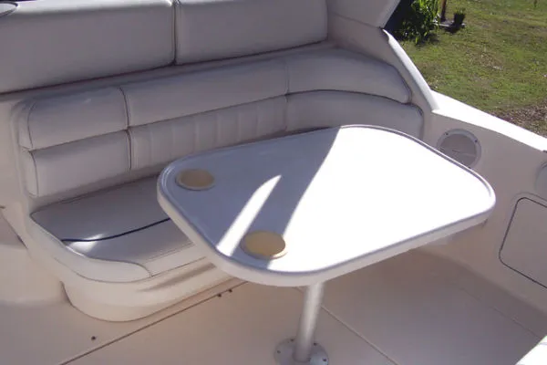 Slide: The Image of Sea Ray Sundancer 1996 - 9