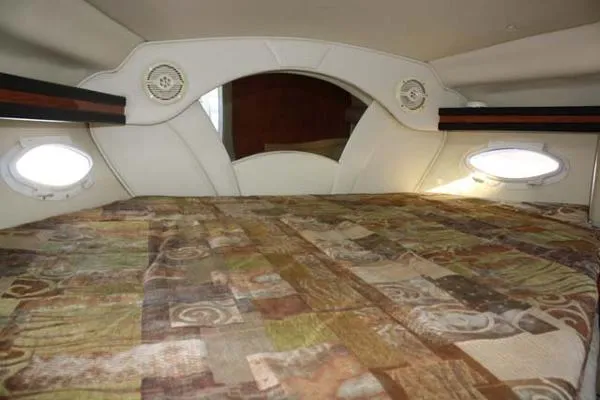Slide: The Image of Rinker 290 Fiesta Vee 2005 - 2
