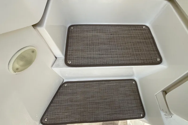 Slide: The Image of Steps with textured mats on a 2000 Silverton 392 Motor Yacht. - 9