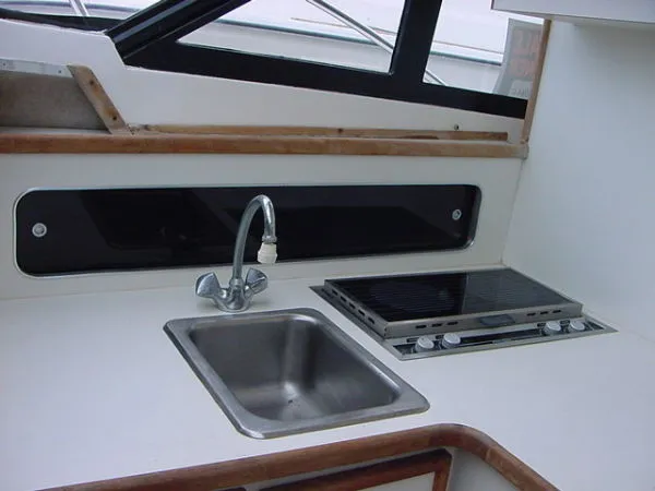 Slide: The Image of Blackfin 29 Flybridge 1990 - 3