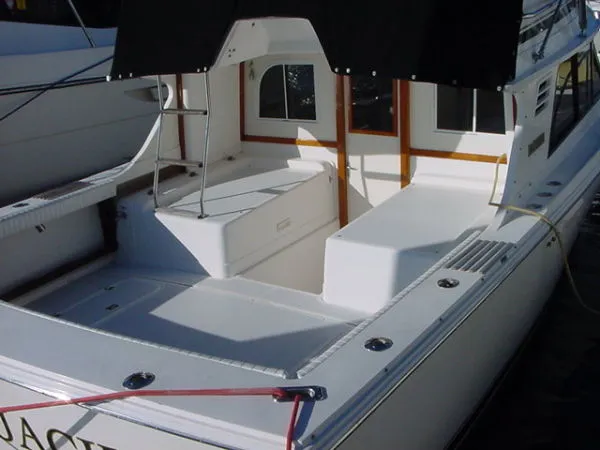 Slide: The Image of Blackfin 29 Flybridge 1990 - 4