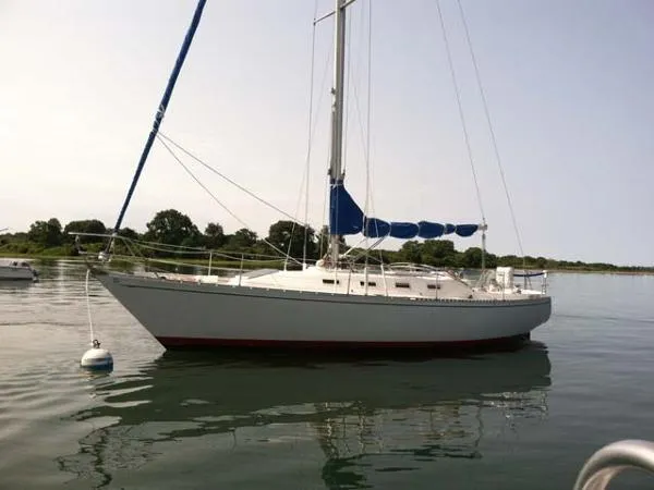 Slide: The Image of Canadian Sailcraft 36 1979 - 1