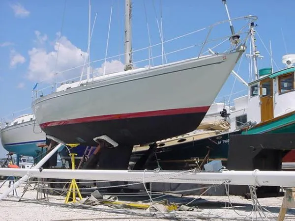 Slide: The Image of Canadian Sailcraft 36 1979 - 11