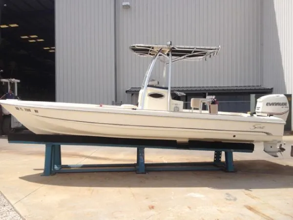 Slide: The Image of Scout Boats BAY SCOUT 2003 - 0
