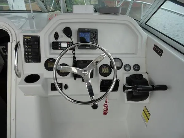 Slide: The Image of Glacier Bay Isle Runner Sport Catamaran 2006 - 5