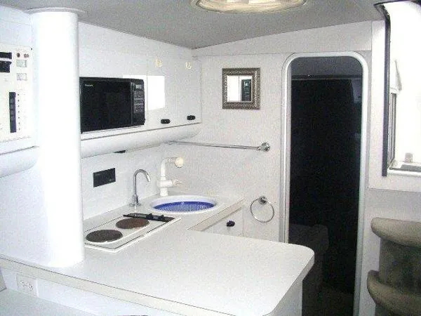 Slide: The Image of Mainship Open Express 1990 - 9