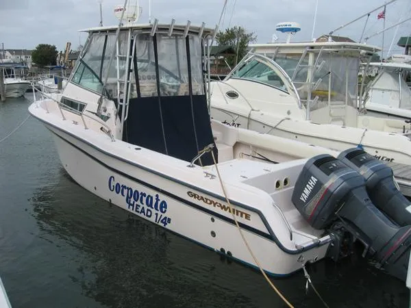 Slide: The Image of Grady White 272 Sport Fisherman 1998 - 0