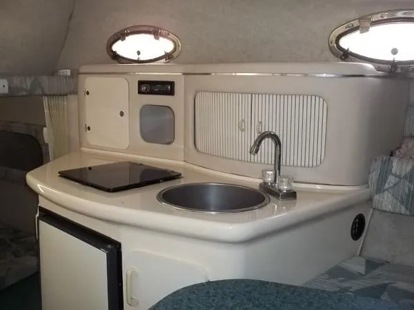 Slide: The Image of Sea Ray 250 Sundancer 1995 - 7