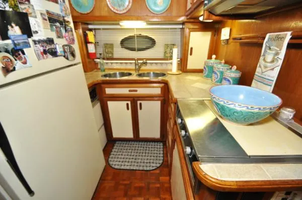 Slide: The Image of Californian Motoryacht Flybridge 1989 - 5