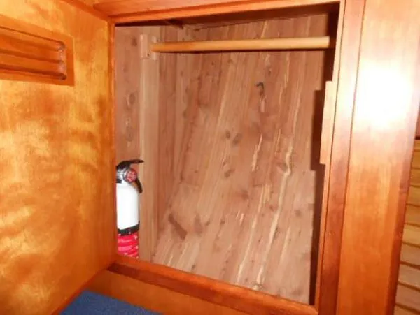Slide: The Image of Sabre Cruising Sailboat 1999 - 4