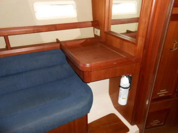 Slide: The Image of Hunter 42 Passage Sloop 1994 - 11