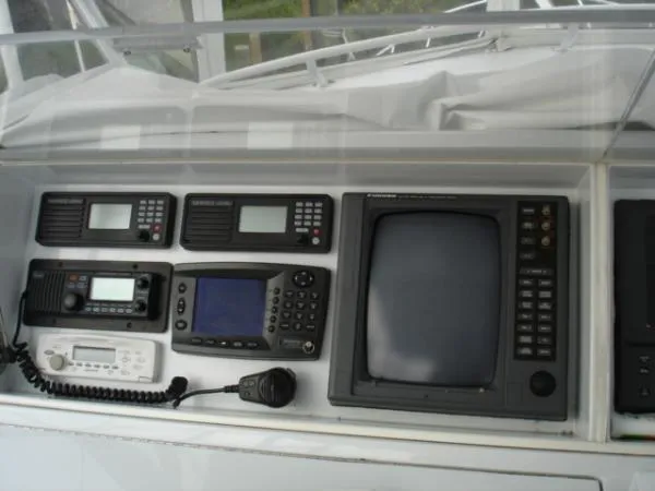 Slide: The Image of Hatteras 50 Convertible SF 2001 - 10