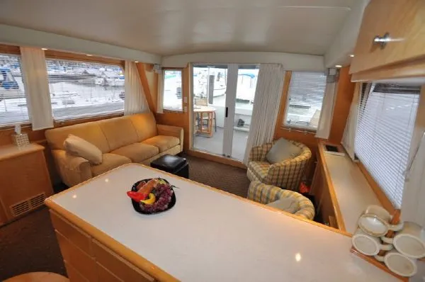 Slide: The Image of Navigator Flybridge Pilothouse 1999 - 3