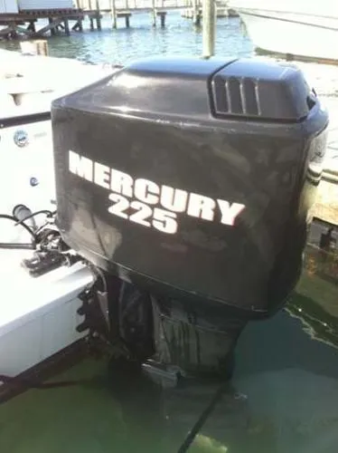 Slide: The Image of Bayliner Trophy 2503 CC 1996 - 11
