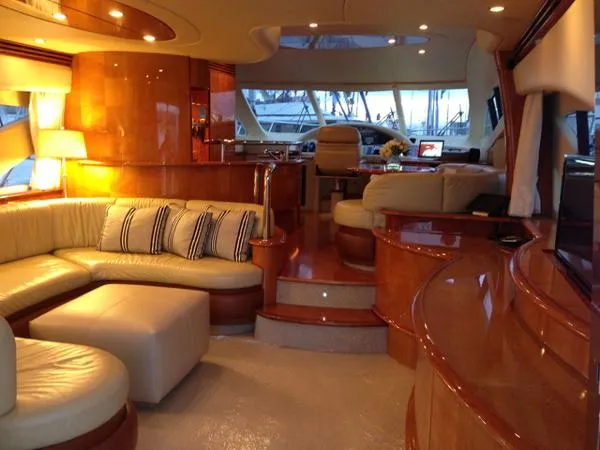 Slide: The Image of Azimut 62 Flybridge 2005 - 1