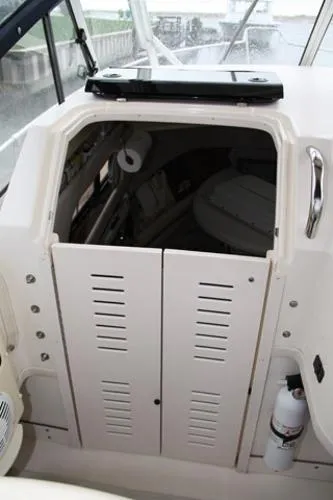 Slide: The Image of Grady-White 282 SAILFISH 2001 - 1