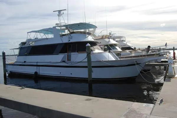 Slide: The Image of Chris-Craft Roamer Motoryacht 1974 - 0