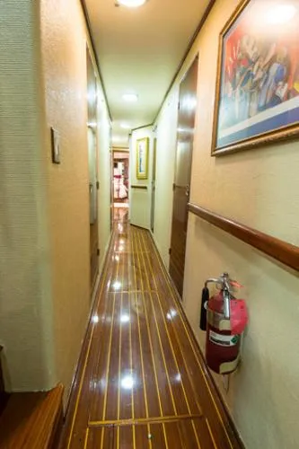 Slide: The Image of Chris-Craft Roamer Motoryacht 1974 - 10