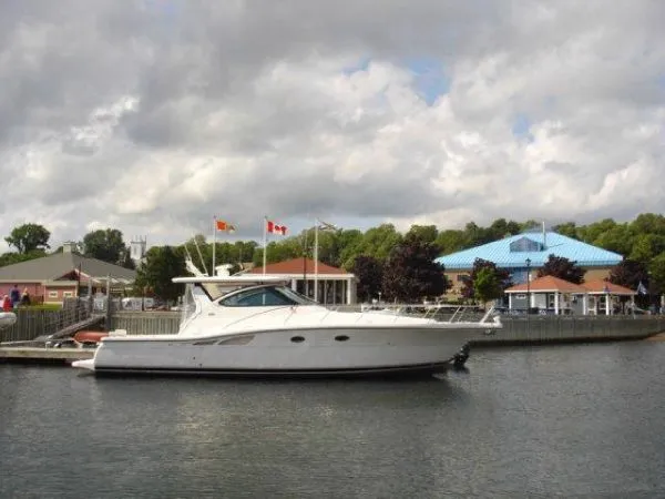 Slide: The Image of Tiara 4200 Open 2005 - 0