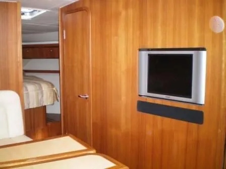 Slide: The Image of Tiara 4200 Open 2005 - 9