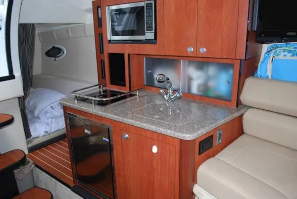 Slide: The Image of Monterey 280 Sports Cruiser 2012 - 5