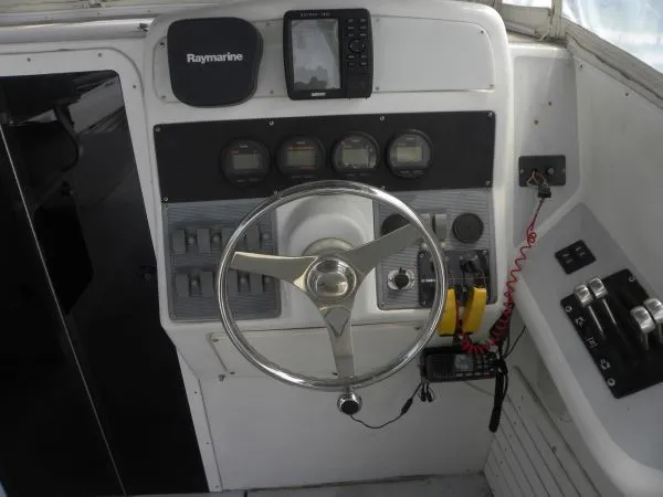 Slide: The Image of Deno Sportfish Offshore 1996 - 8