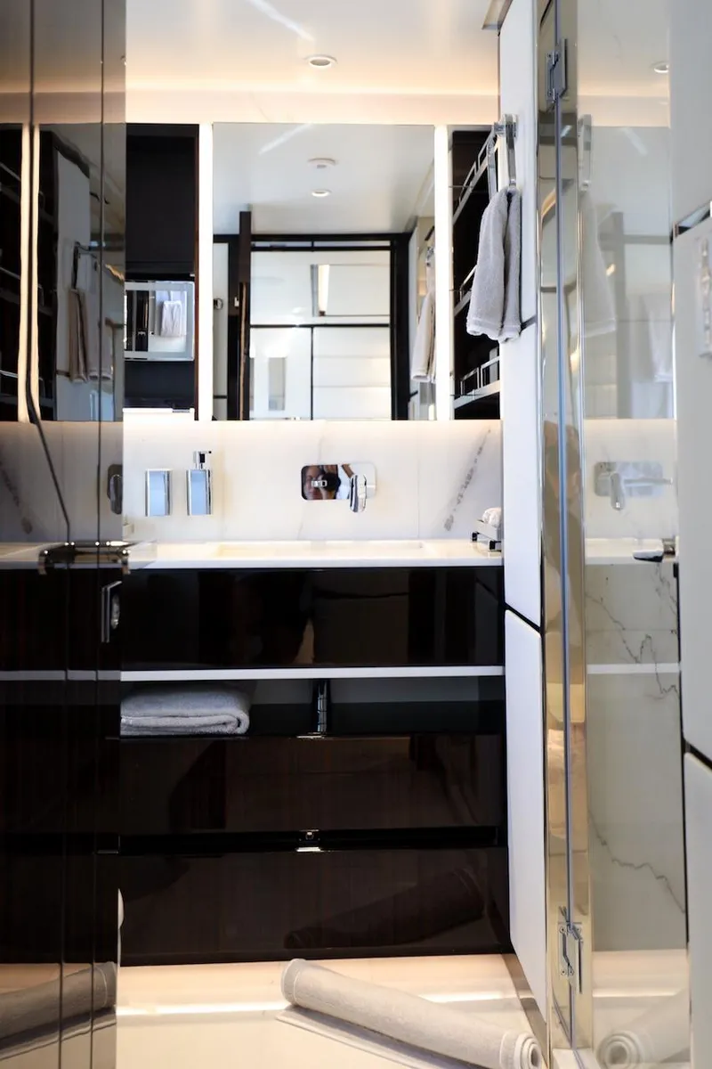 Slide: The Image of Majesty 120 2025 - 58