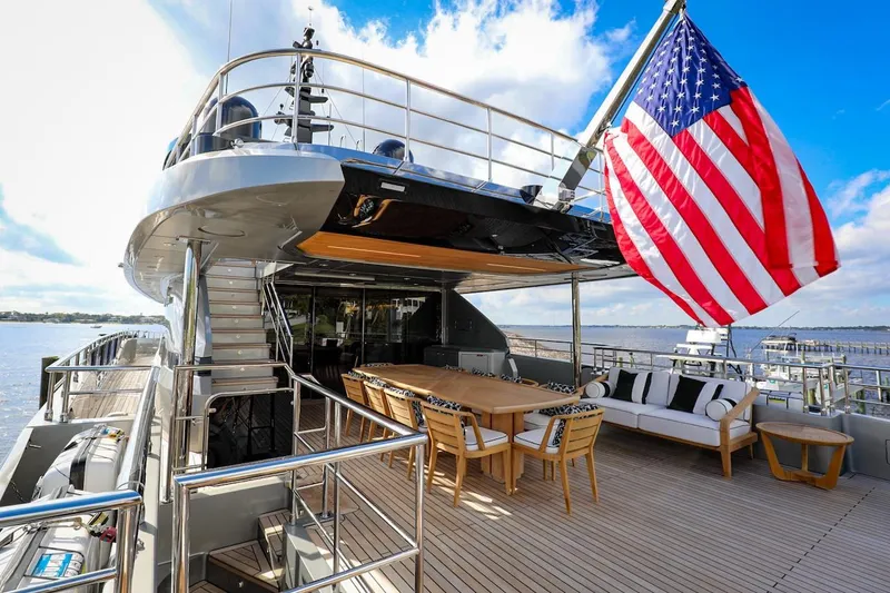 Slide: The Image of Majesty 120 2025 - 77